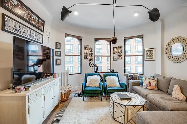 Rented by Barkoff Residential  | media 38