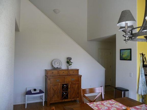 3rd image of 4315 Melrose Pl