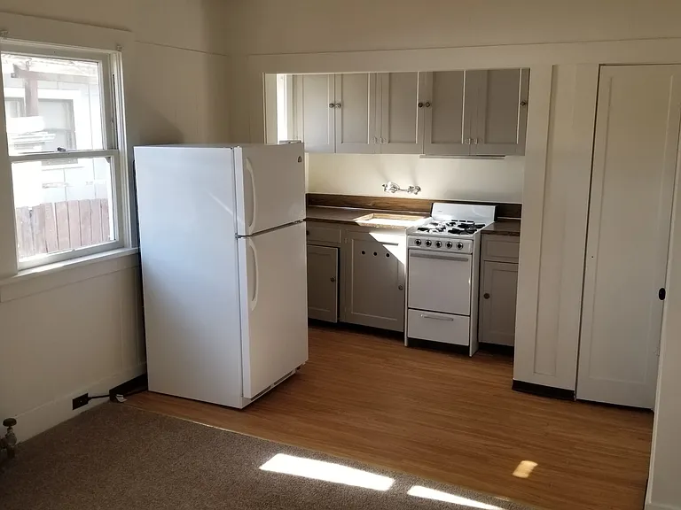 734 Broadway St #1-15 — Photo 7