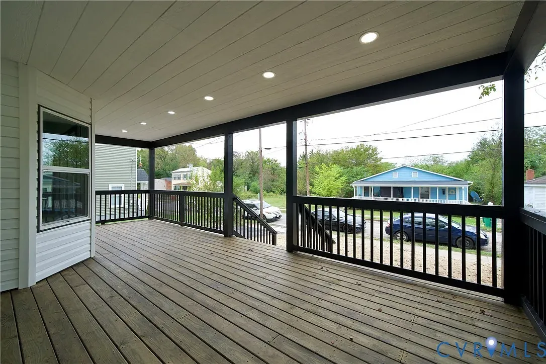 Building Photo - 1005 Willcox St
