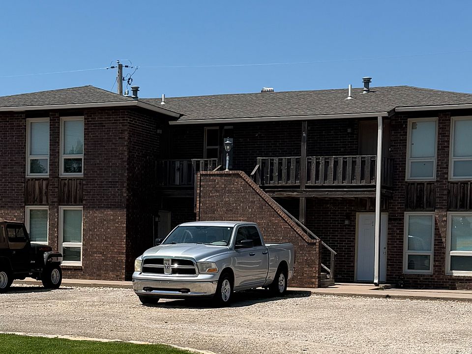 1st image of 2714 28th St #2716B
