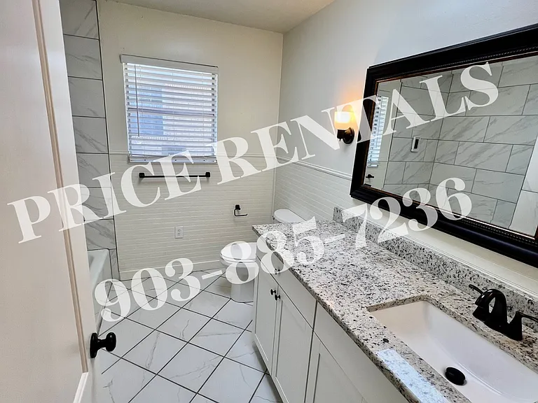 624 Texas St #624 — Photo 3