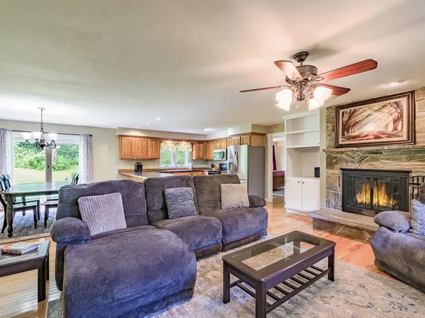 5 Ben Paul Lane, Rockport, ME 04856