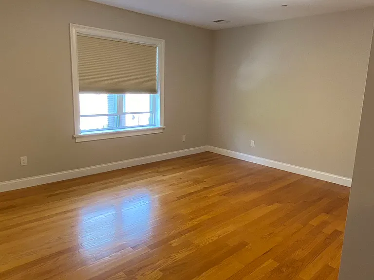 150 Quincy Ave #5B — Photo 14