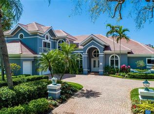 6919 Greentree Dr, Naples, FL 34108