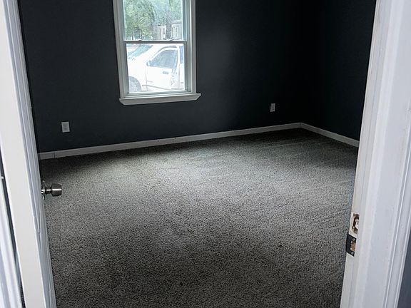 5th image of 8521 Anchor St