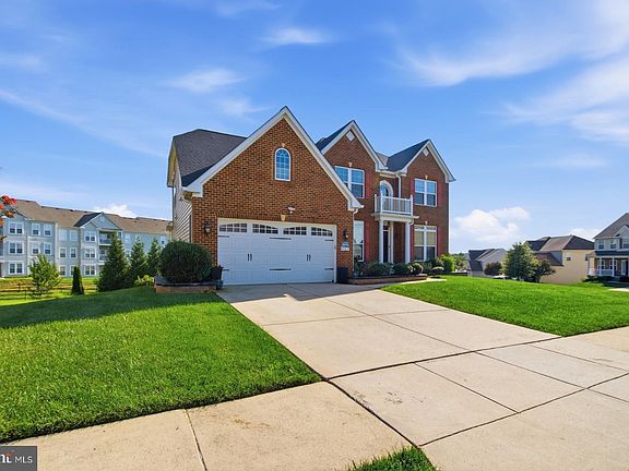 3rd image of 537 Hartley Way