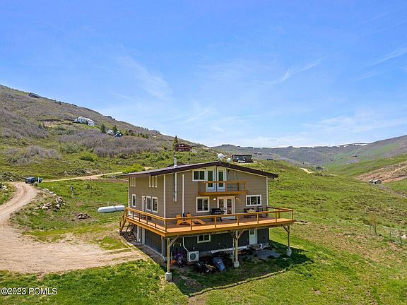 2nd image of 3934 S Brian Cir