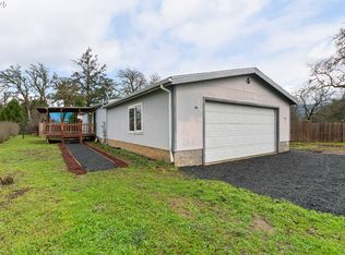 105 I St, Riddle, OR 97469