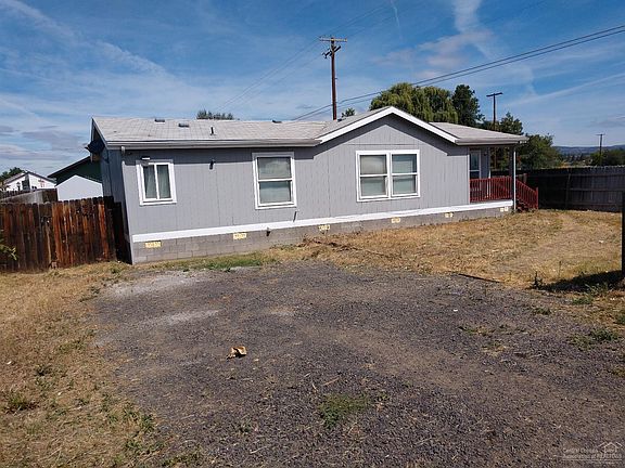 2nd image of 2325 NW McDougal Ct