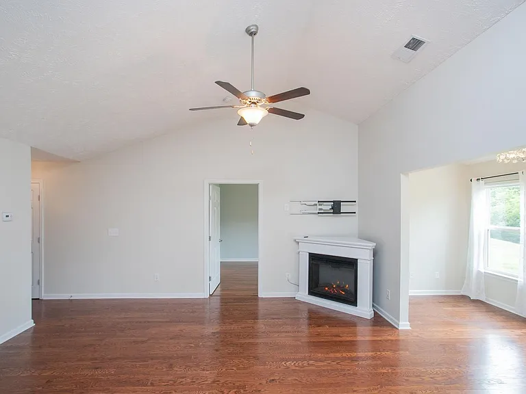 395 Devon Chase Hl #6402 — Photo 8