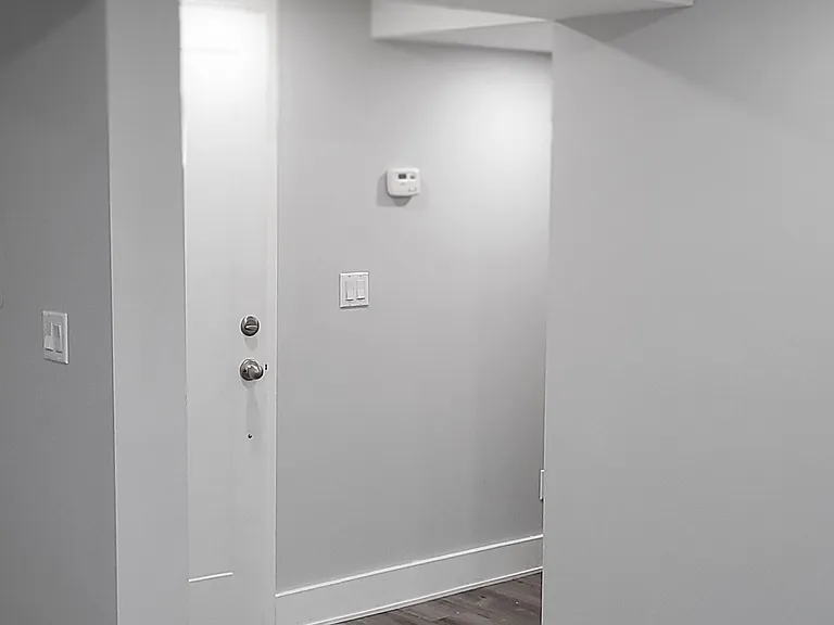 622 N Main St #4 — Photo 7