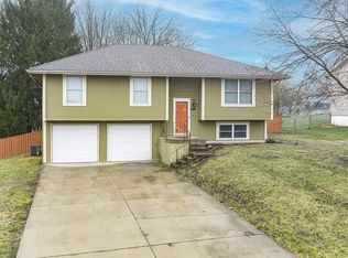 3203 N 157th Ter, Basehor, KS 66007