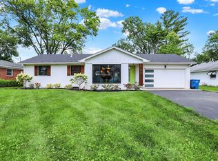140 Carmel View Dr, Carmel, IN 46032