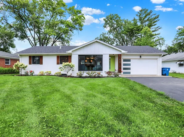 140 Carmel View Dr, Carmel, IN 46032