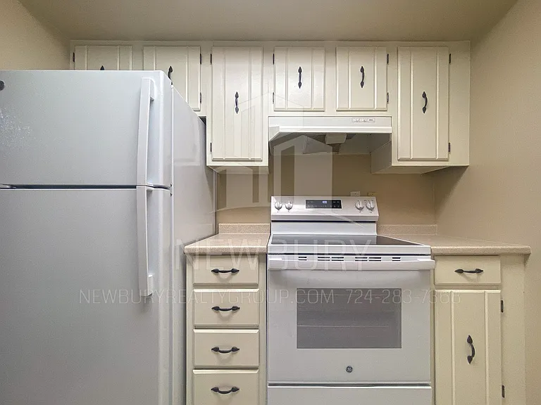 530 N Main Street - The Townhouse. — Photo 32