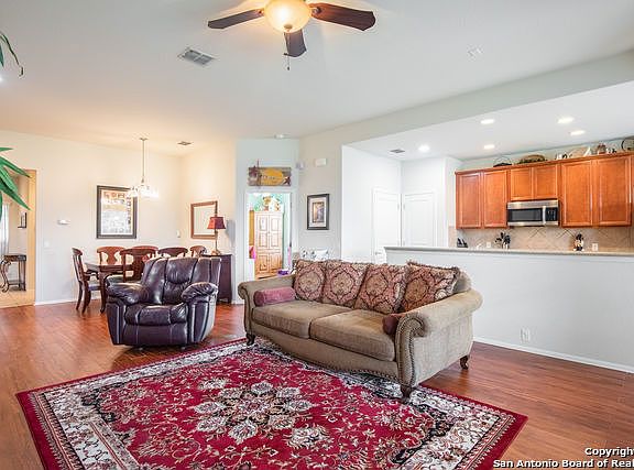 5th image of 26910 Bluewater Way