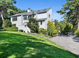 43 Arbutus Rd, Southampton, NY 11968