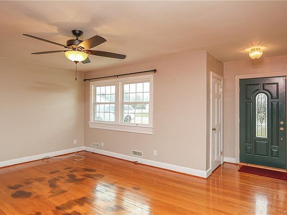 4th image of 1317 Lemonwood Dr