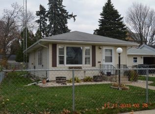 209 Ogden St, Belvidere, IL 61008