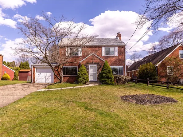 222 Glenview Dr, New Kensington, PA 15068