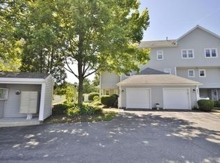605 White Cliffs Dr #605, Plymouth, MA 02360