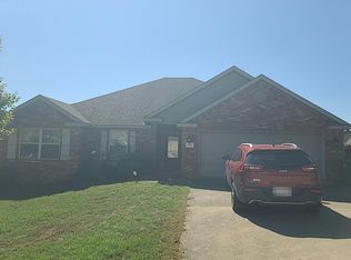 500 Asboth Dr, Centerton, AR 72719
