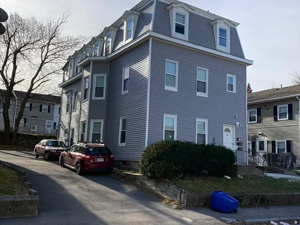 21 Dix St, Worcester, MA 01609