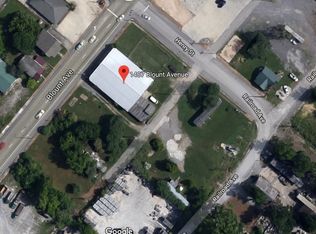1407 Blount Ave, Guntersville, AL 35976