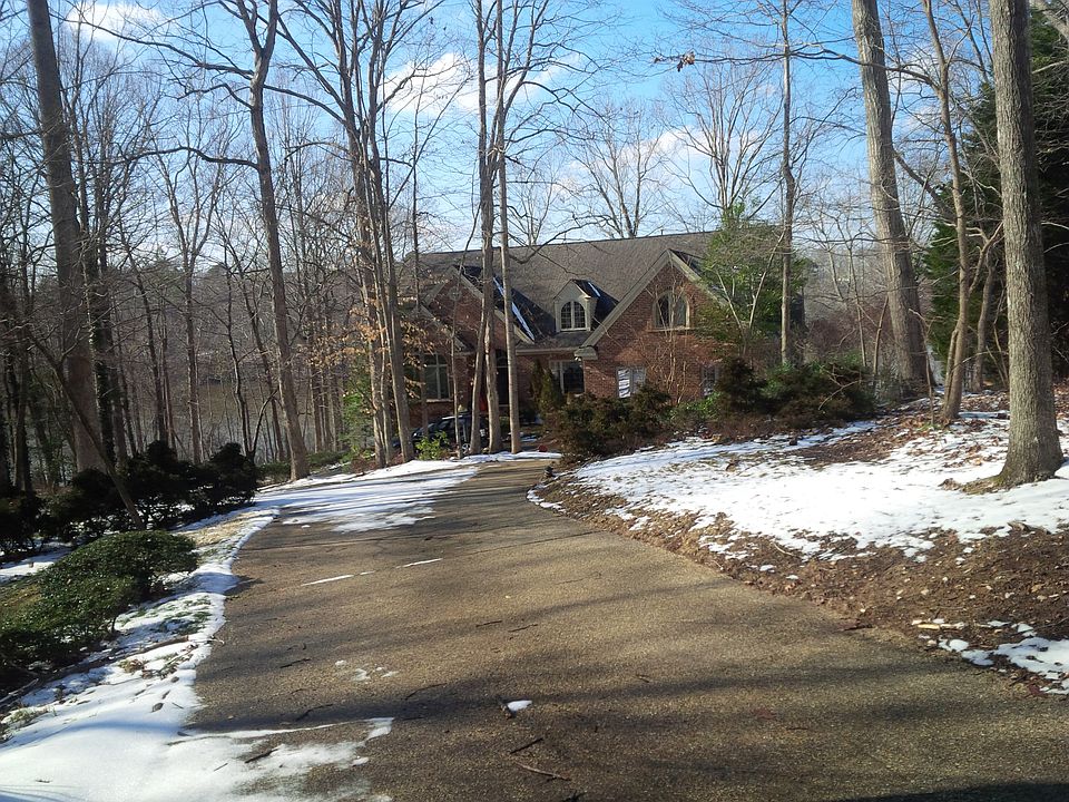 long private drive.all brick