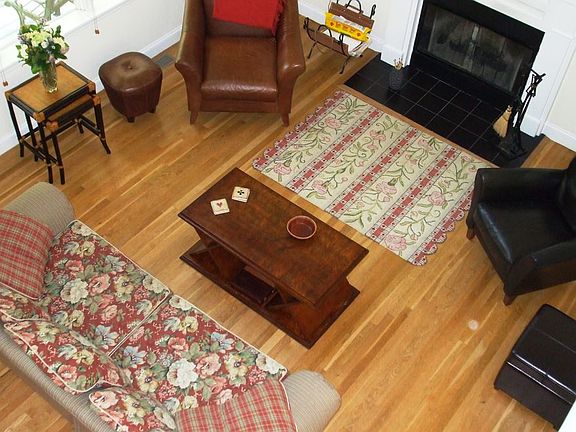 4th image of 26 Edwards Ave