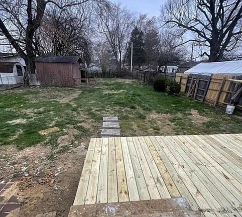 4th image of 1917 Hughes Ave