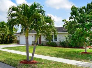 108 Winged Foot Ln, Boca Raton, FL 33431