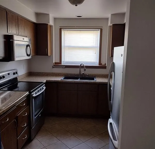 1103 Arthur Ave — Photo 19