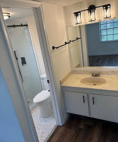 4245 Oak Terrace Dr — Photo 8