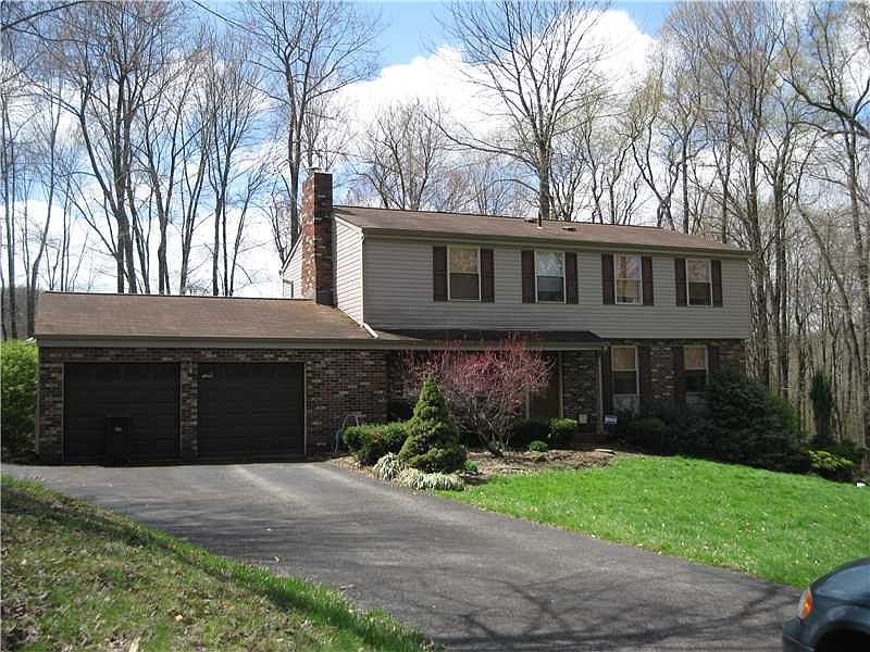 1st image of 104 Helga Dr
