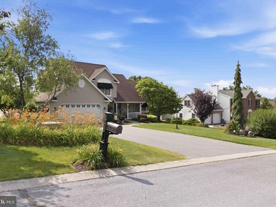 1771 Lamplight Cir, Middletown, PA, 17057