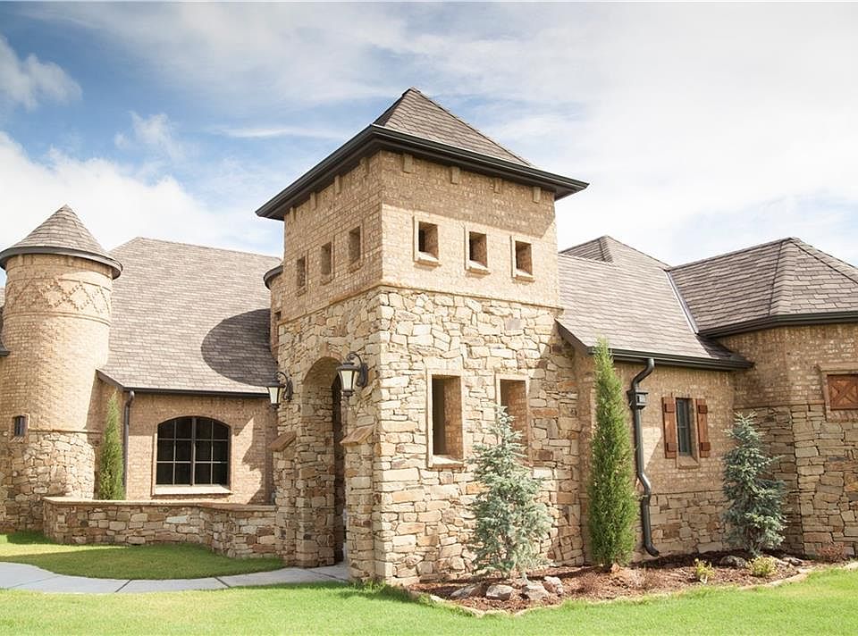 1st image of 21904 Toscana Ct