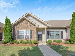 128 Moore Farm Cir NW, Huntsville, AL 35806