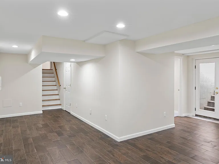 17004 Cashell Rd — Photo 57