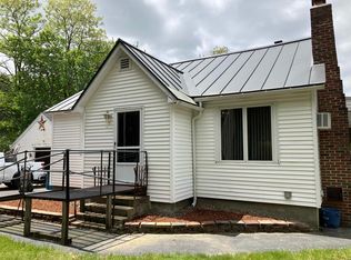 45 N Main St, Salem, NH 03079