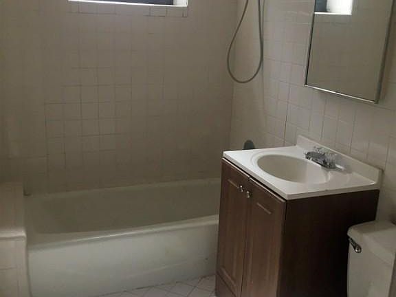 4th image of 1025 Dempster St #1311X