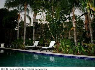 212 Cherry Ln, Palm Beach, FL 33480