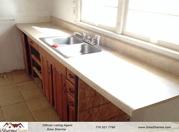 4th image of 1917 Casey Dr SE