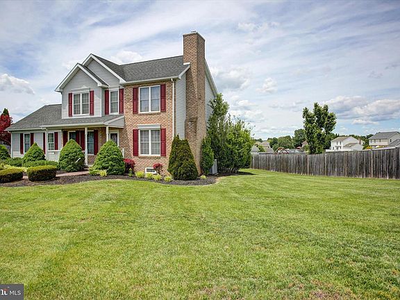 4th image of 13418 Wellspring Dr