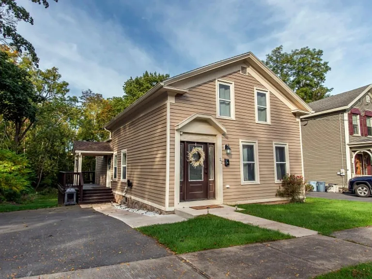 22 Mulberry St — Photo 33