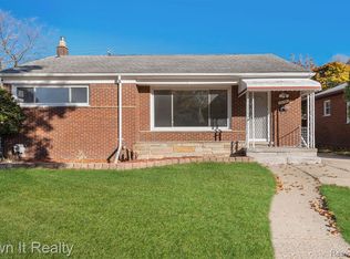 13230 Rosemary Blvd, Oak Park, MI 48237 | MLS #24006334 | Zillow