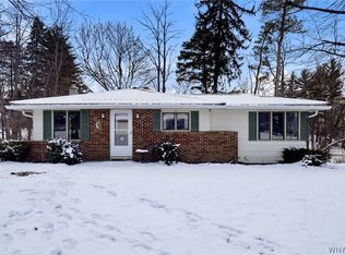 12203 Woodland Dr, Silver Creek, NY 14136