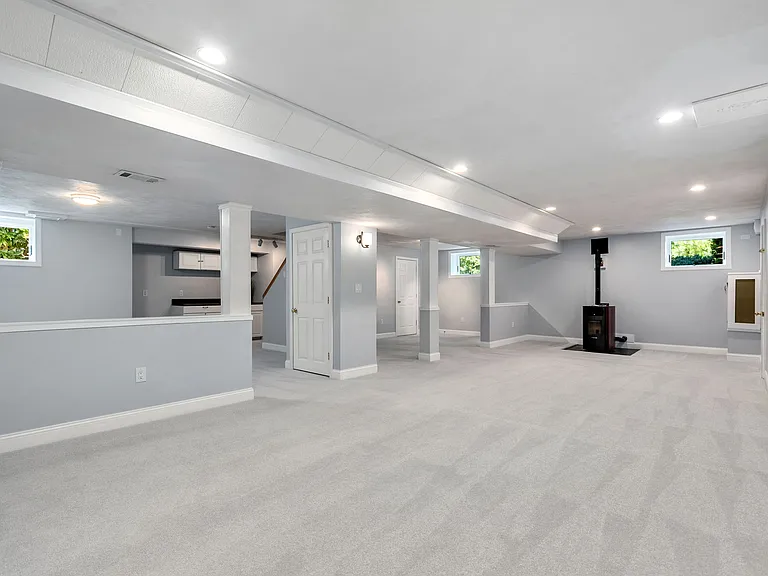 13 Breakneck Hill Rd — Photo 36