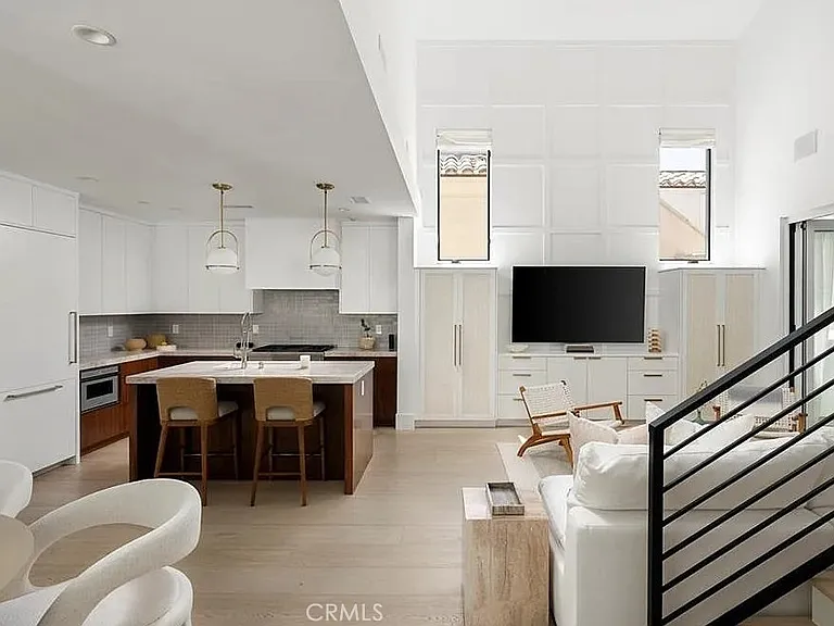 428 Fernleaf Ave — Photo 15